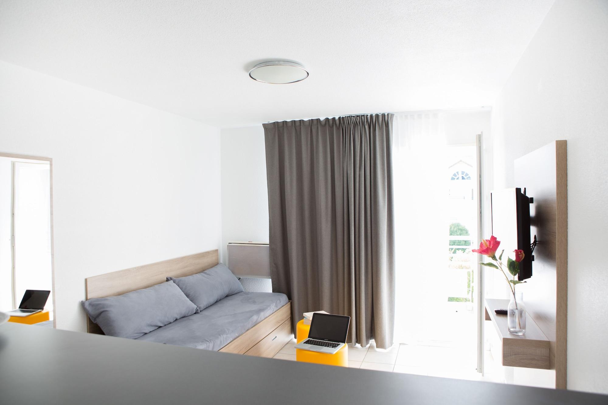Comfort Aparthotel Divonne La Versoix Exterior photo