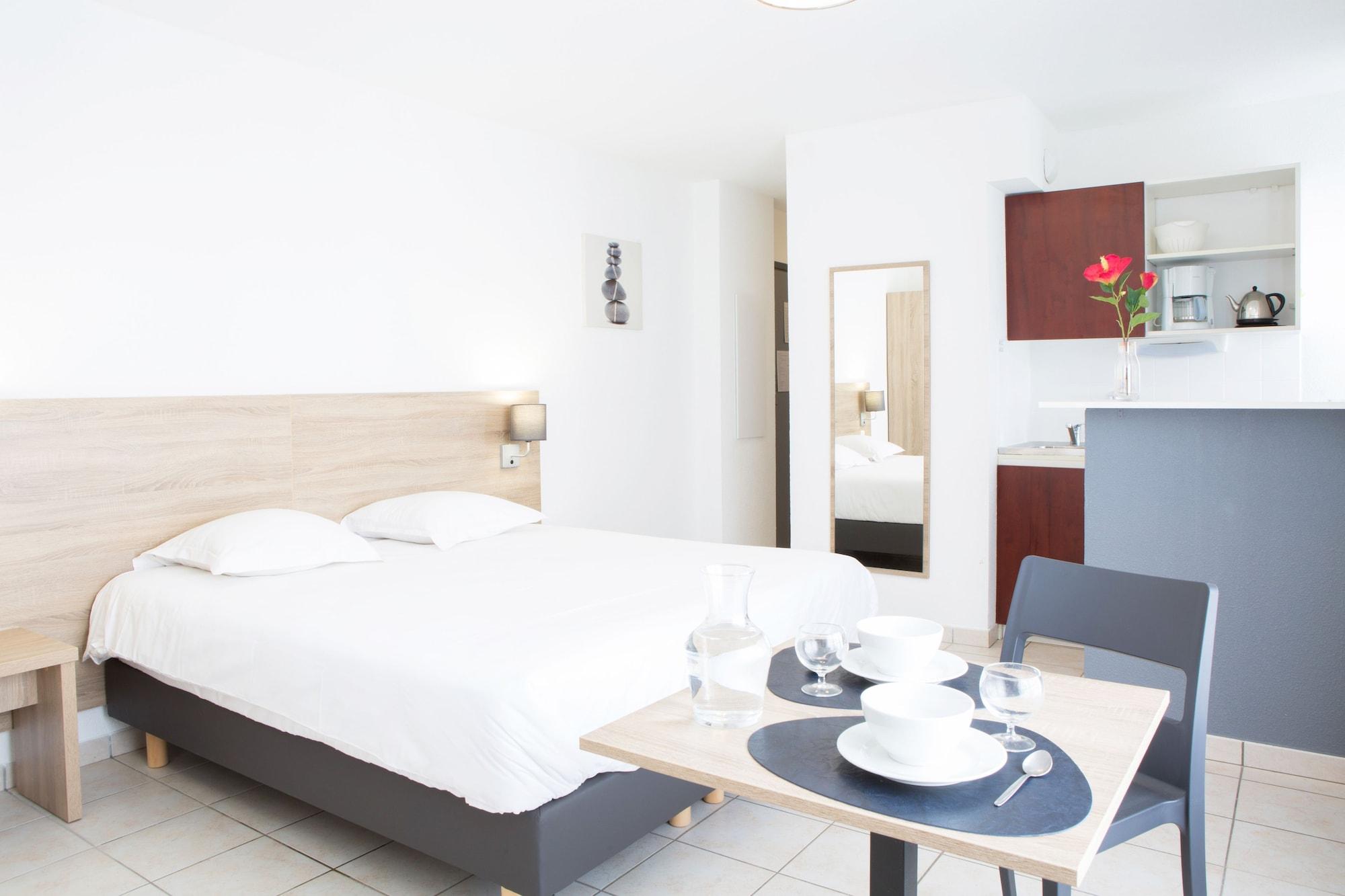 Comfort Aparthotel Divonne La Versoix Exterior photo