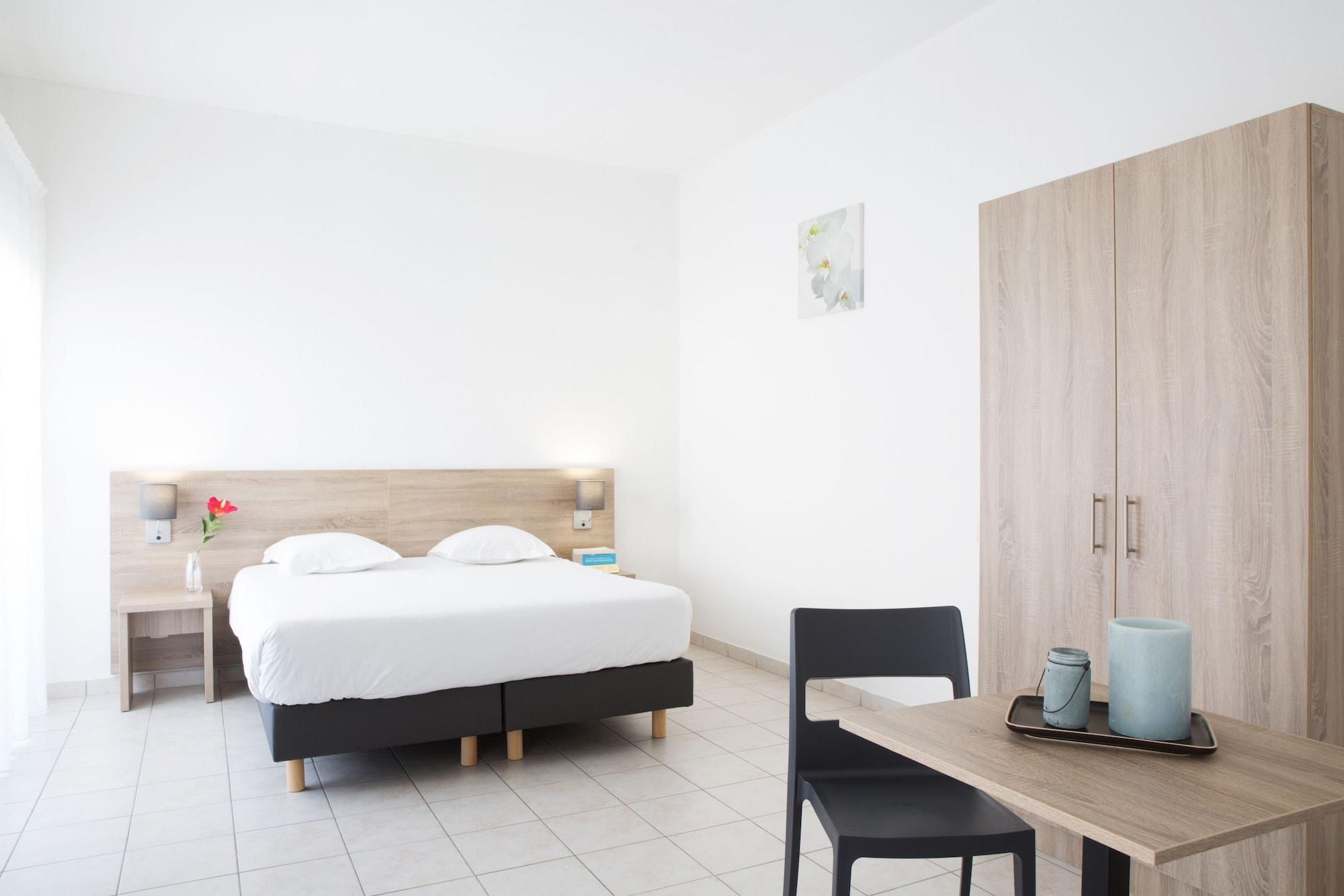 Comfort Aparthotel Divonne La Versoix Exterior photo