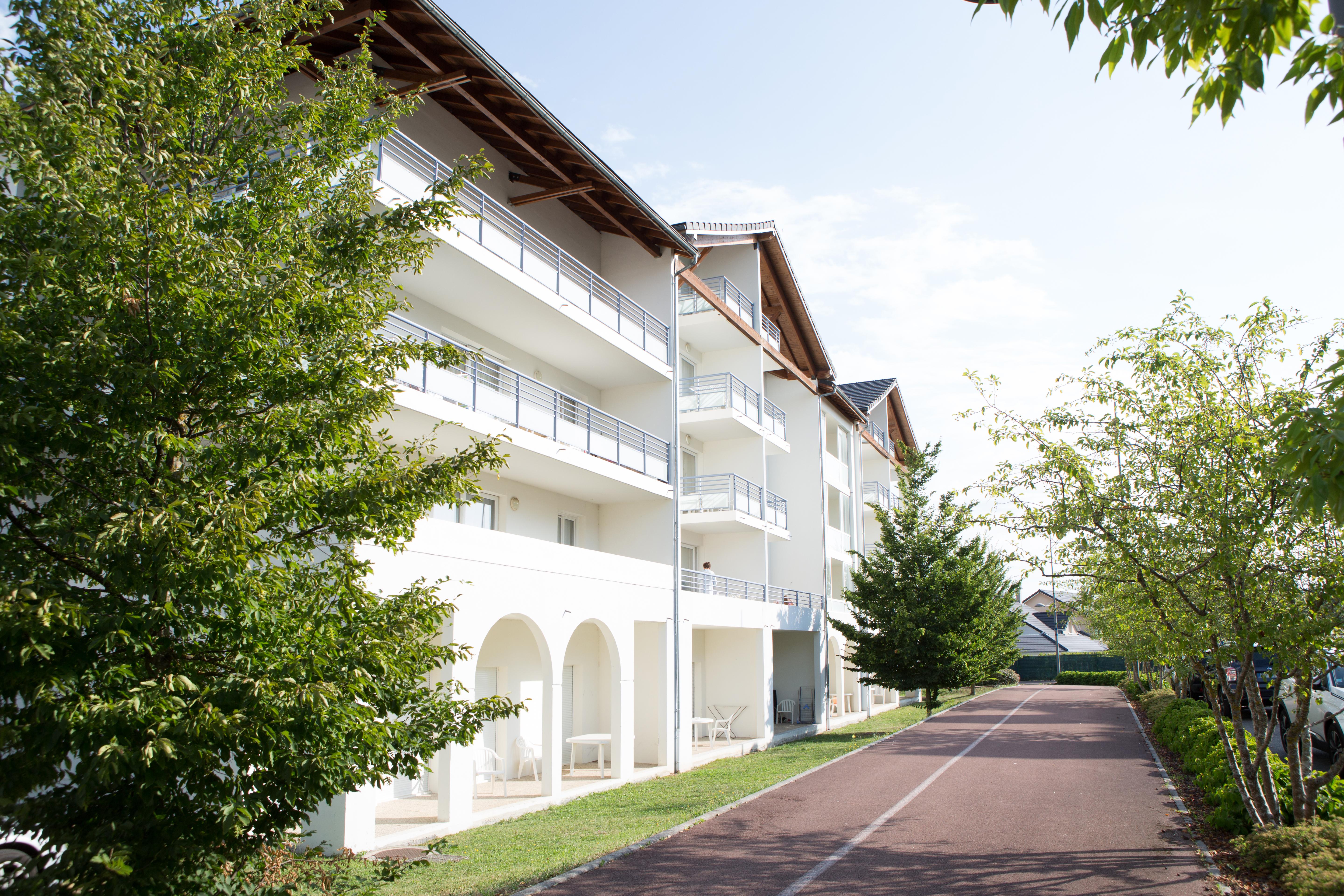 Comfort Aparthotel Divonne La Versoix Exterior photo