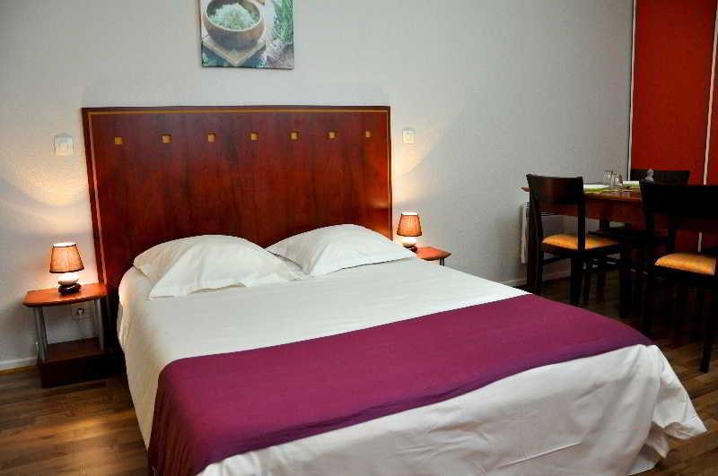Comfort Aparthotel Divonne La Versoix Exterior photo