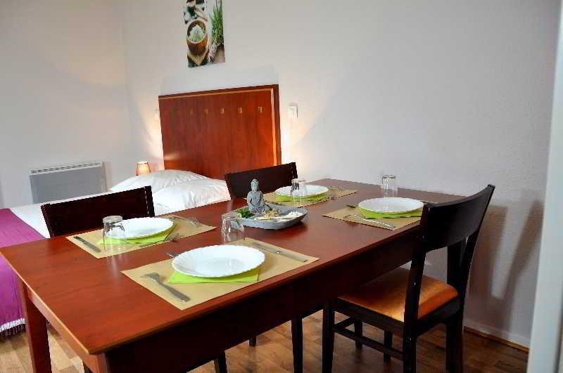 Comfort Aparthotel Divonne La Versoix Exterior photo